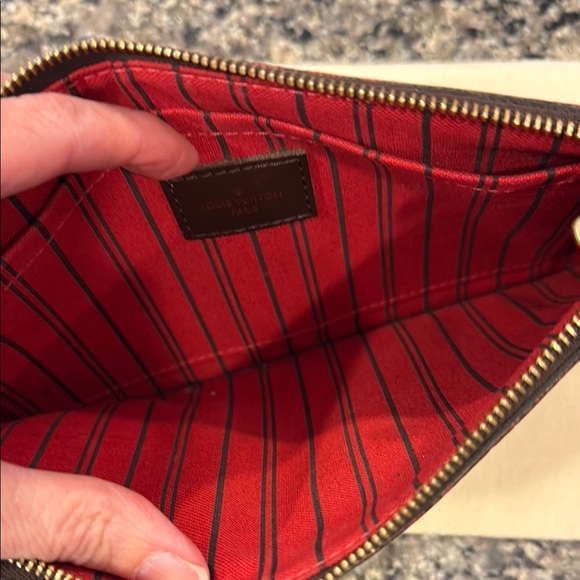 Louis Vuitton Damier Ebene Neverful Pouch - Picture 6 of 14